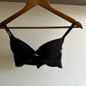 Vince Camuto Black Underwire Bra Intimates